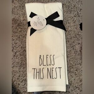 Rae Dunn Kitchen Towel Set